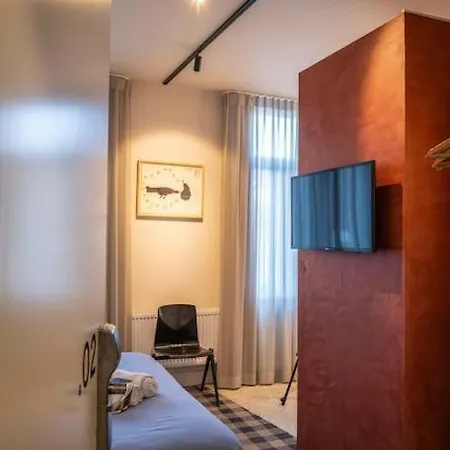 公寓 Retreat In The Centre Of